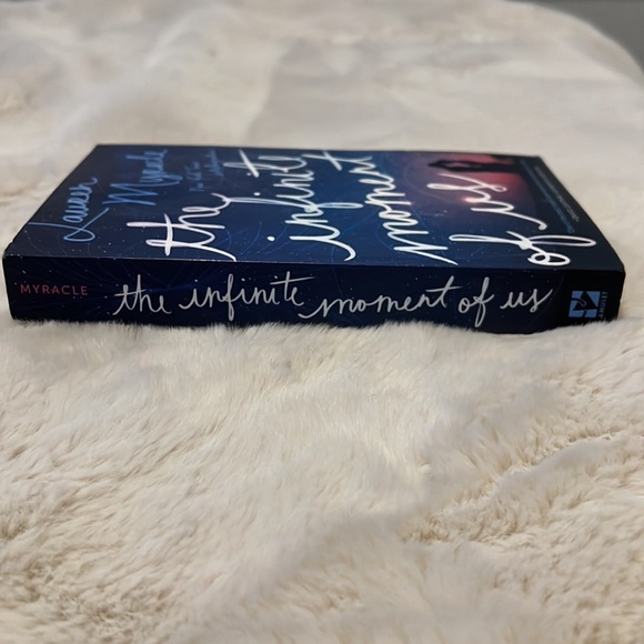 Book - Picture 3 of 4